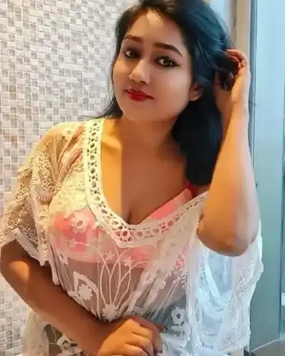 Escorts Service Chinsurah Magra